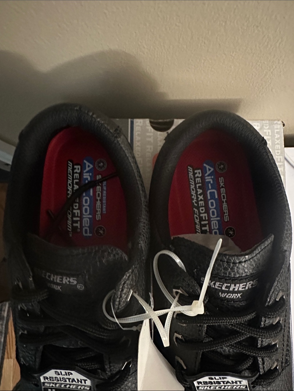 Skechers Men's Black Lace-Up Slip-Resistant Memory Foam Oxfords - Picture 2 of 6